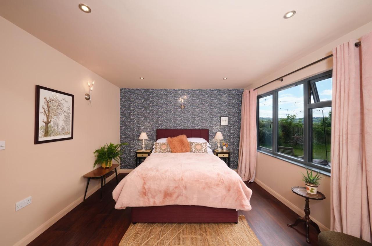 Acer House Stylish Garden Flat Lovely Valley View Dog Friendly Central บาธ ภายนอก รูปภาพ